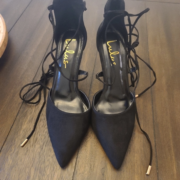 Lulu's Mary's Suede laceup heels. - Picture 3 of 4